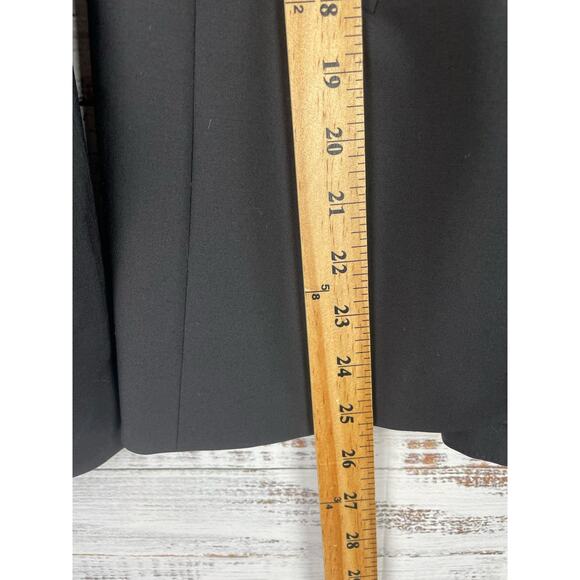Lafayette 148 New York Virgin Wool Black Double Button Blazer Jacket 4 Career - Picture 6 of 9